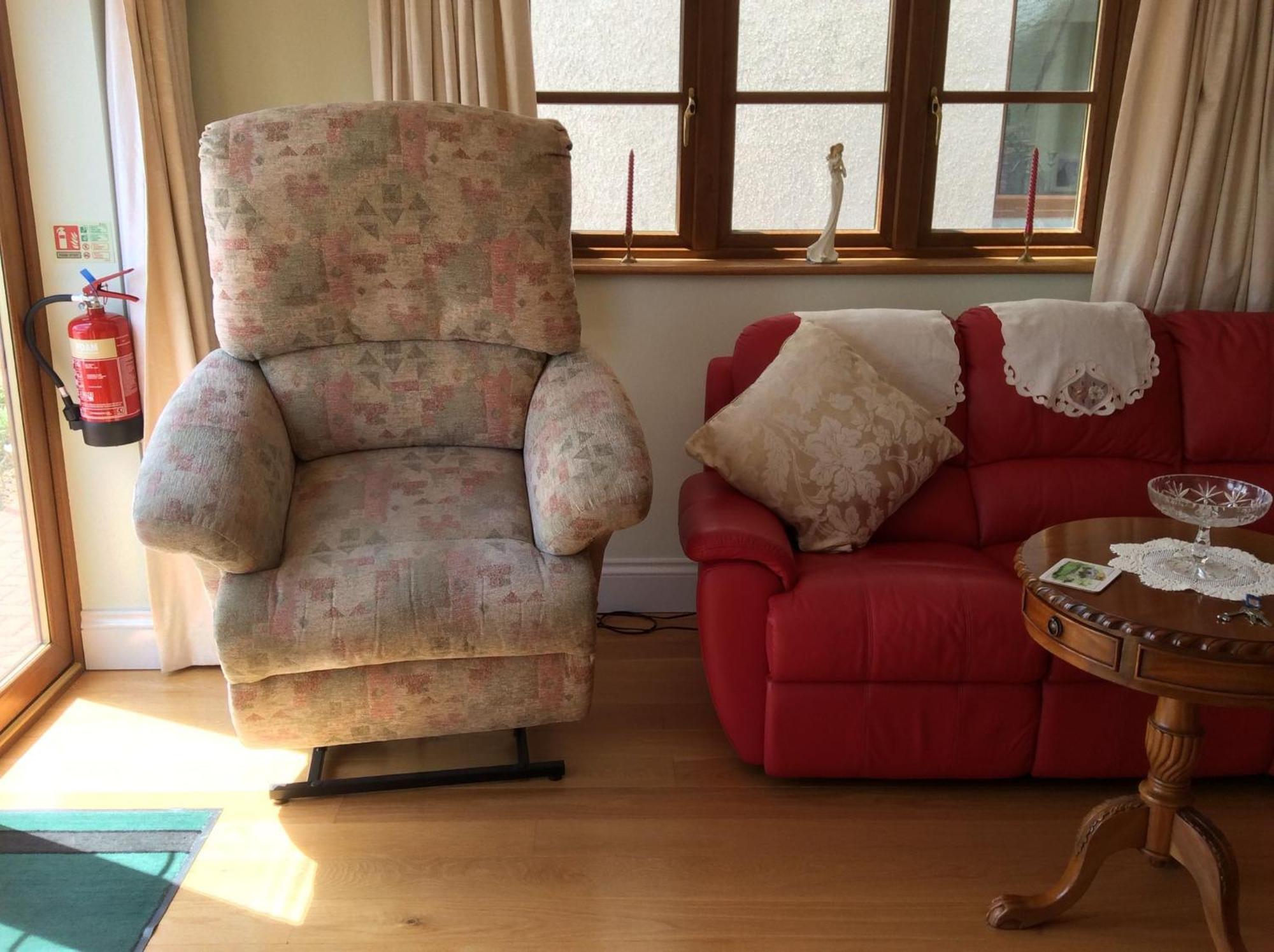 Room In Apartment - Bluebell Apartment Suite With Separate Lounge Area トルーロー エクステリア 写真